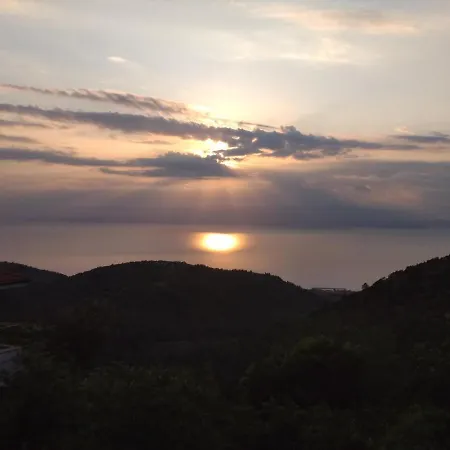Sotiros Sunset House スカラ・ソティロス